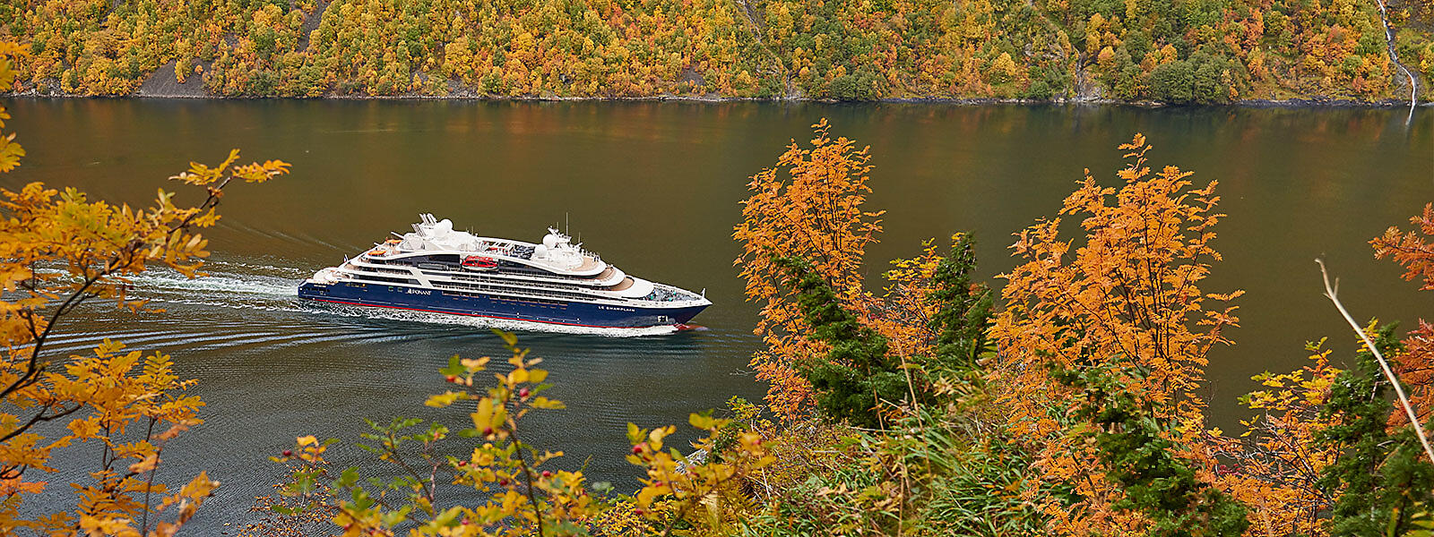 Croisières sur le Ponant LE CHAMPLAIN